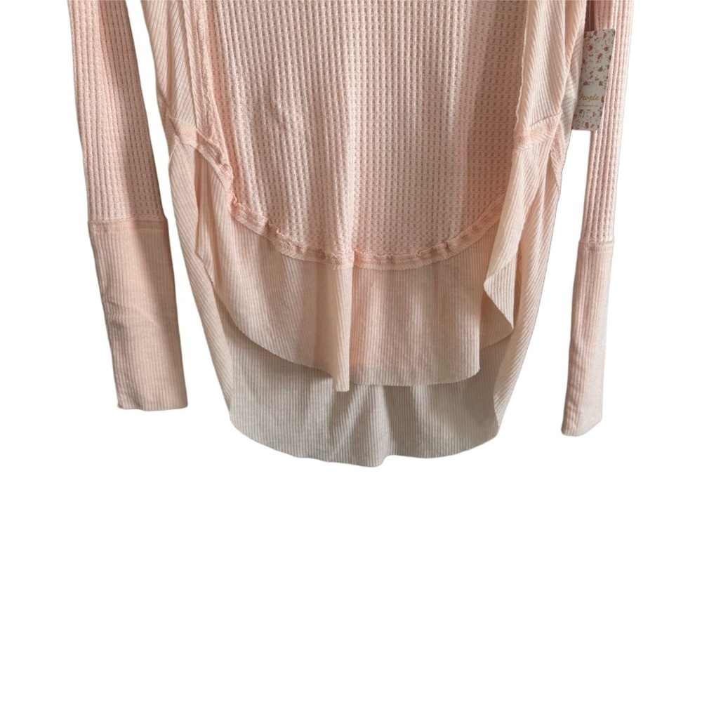 We The Free Women's Light Pink Waffle V-Neck Long Sleeve Thermal Top Size XS - Picture 3 of 11